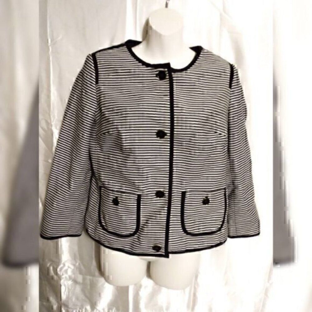 Talbots stripped button up pocket Blazer size 6